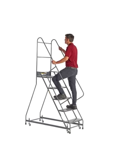 GPC - Climb-It UK Spring Load Steps