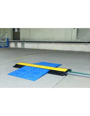 Moravia - TRAFFIC-LINE Wheelchair Ramps for Cable/Hose Ramps - Pack of 2